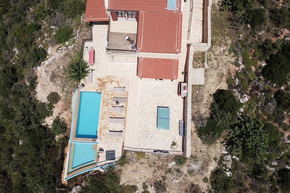Photo of Outdoor in Kateleios