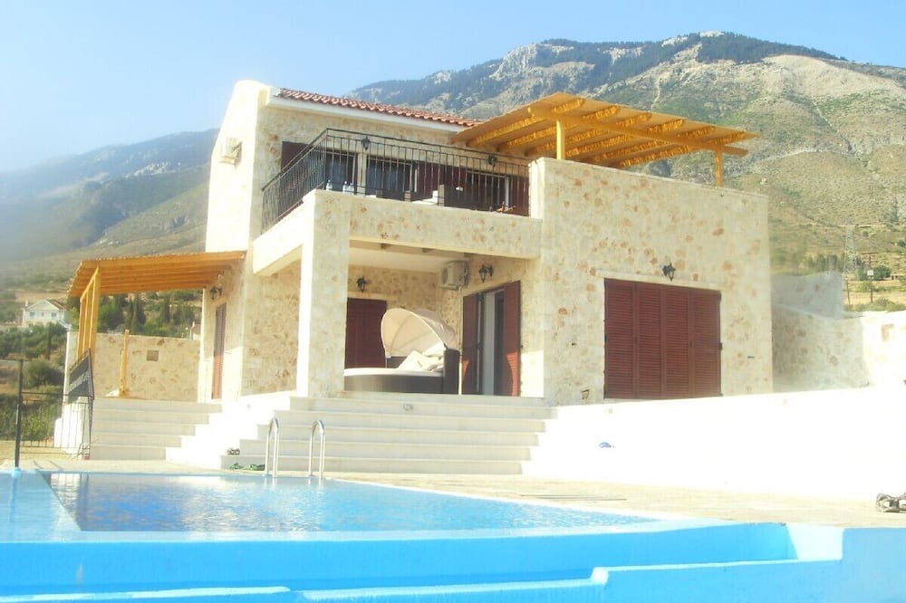 Photo of Outdoor in Kateleios