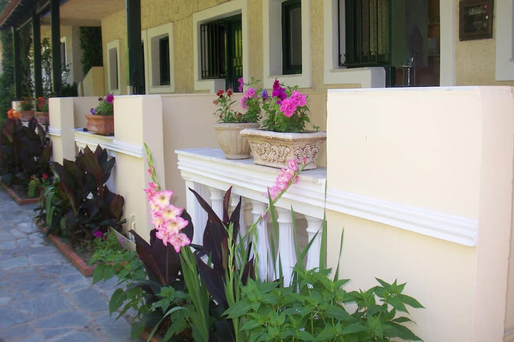 Photo of Patio Balcony in Moraitika