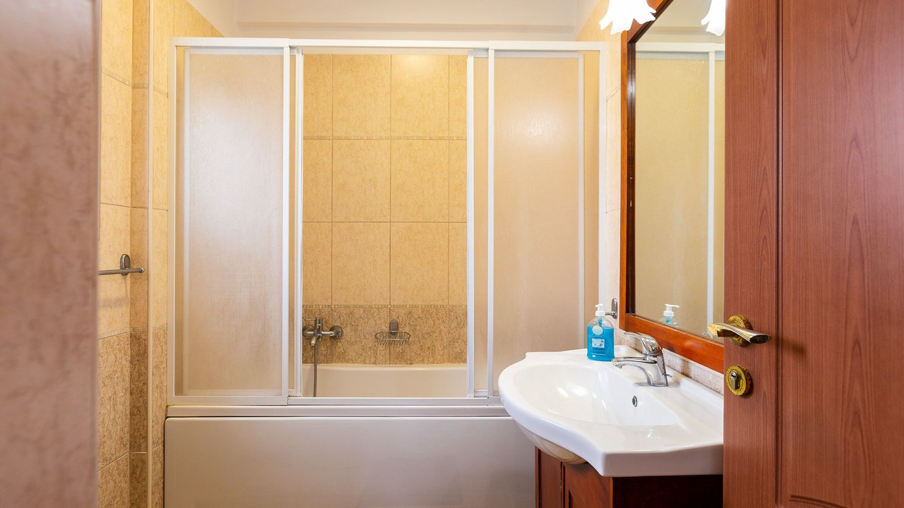 Photo of Bathroom in Panormos