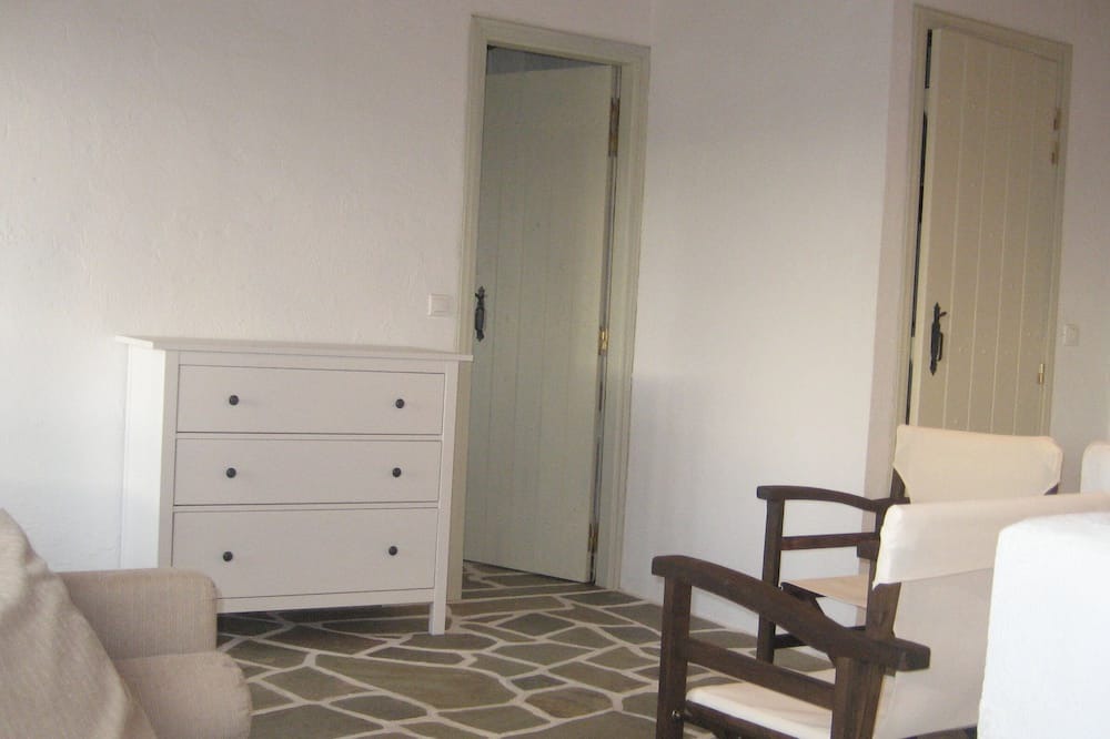 Photo of Livingroom in Kato Vrontou