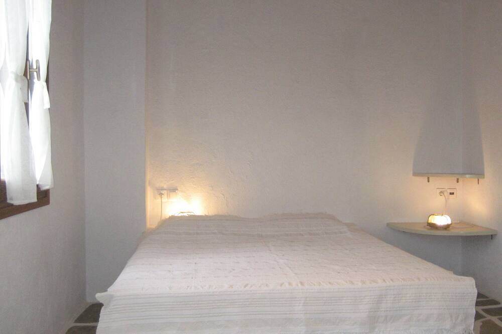 Photo of Bedroom in Kato Vrontou