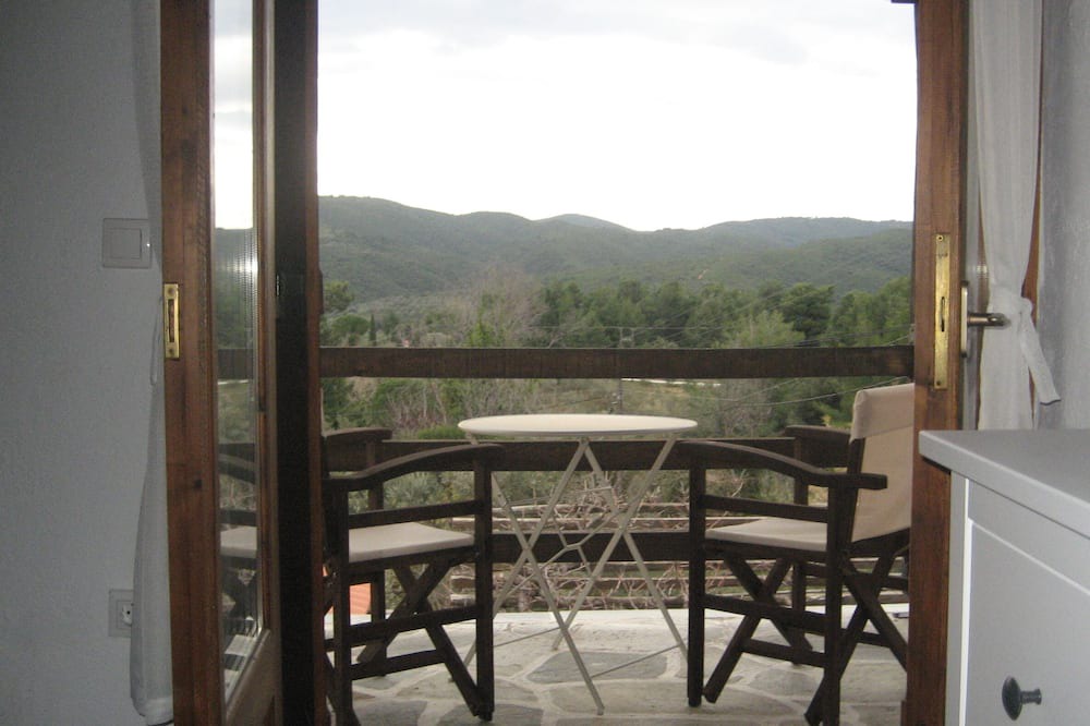 Photo of Patio Balcony in Kato Vrontou
