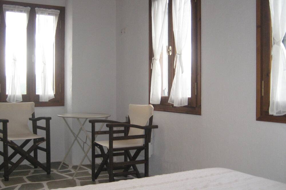 Photo of Bedroom in Kato Vrontou