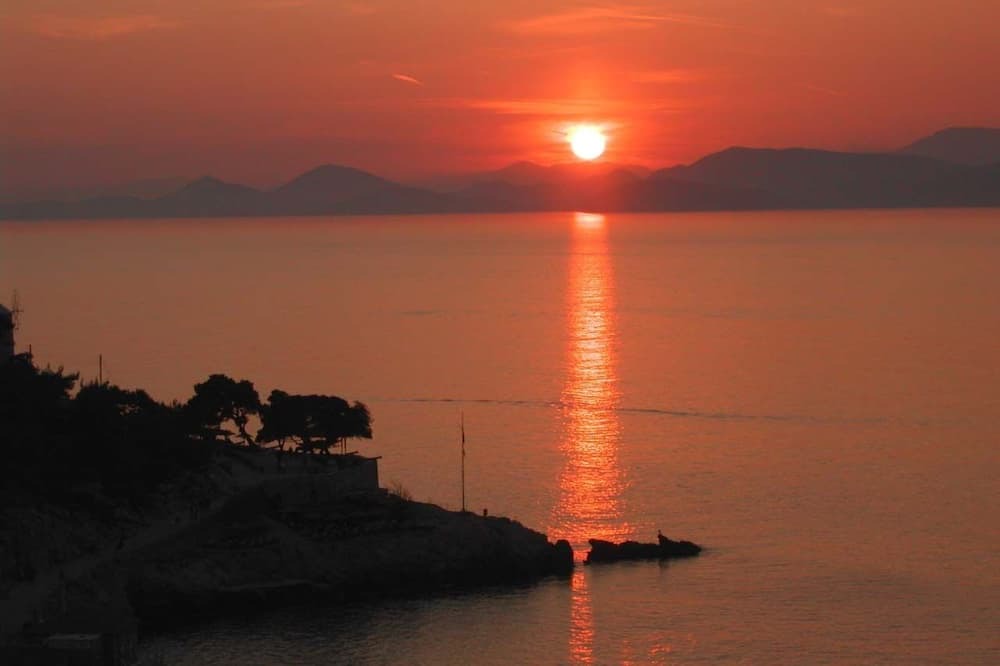 Photo of Others in Hydra
