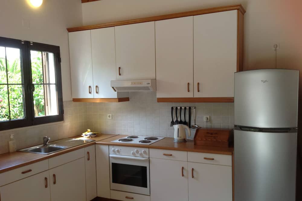 Photo of Kitchen in Gialova
