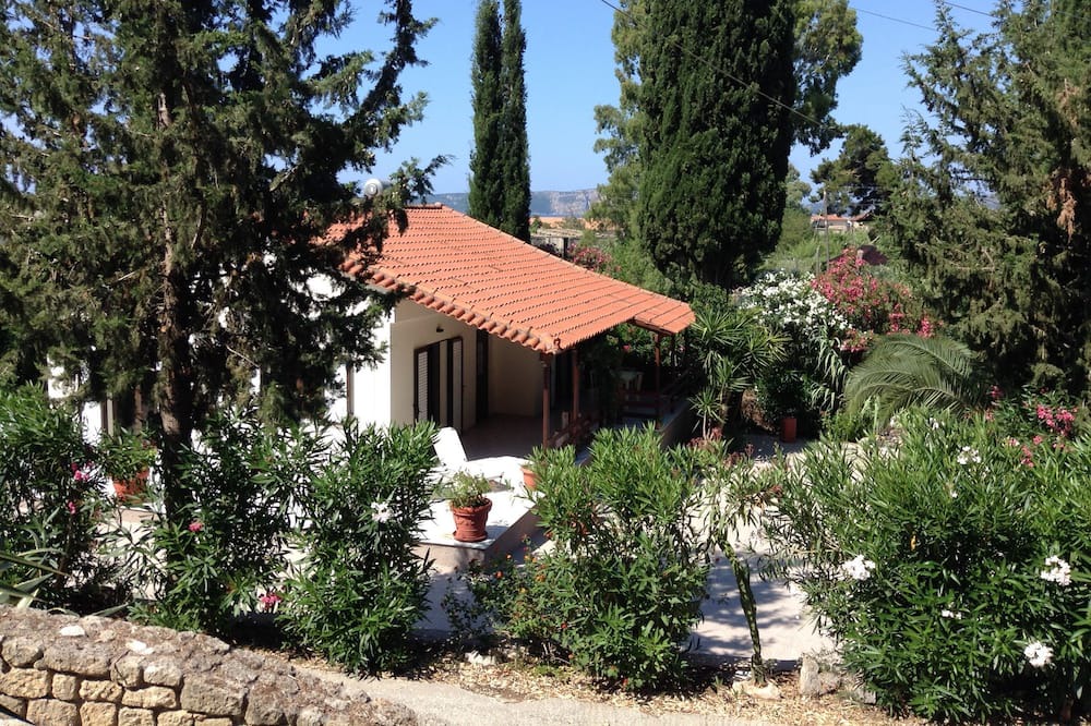 Photo of Outdoor in Gialova