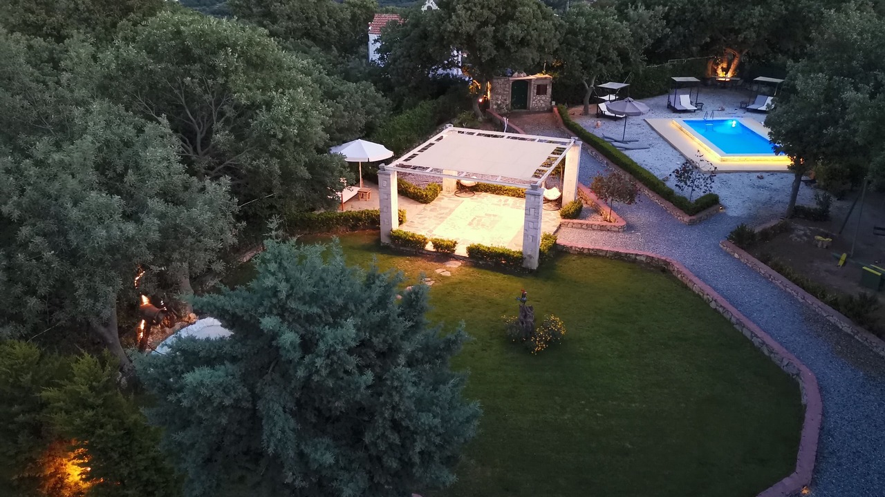 Photo of Outdoor in Armenoi