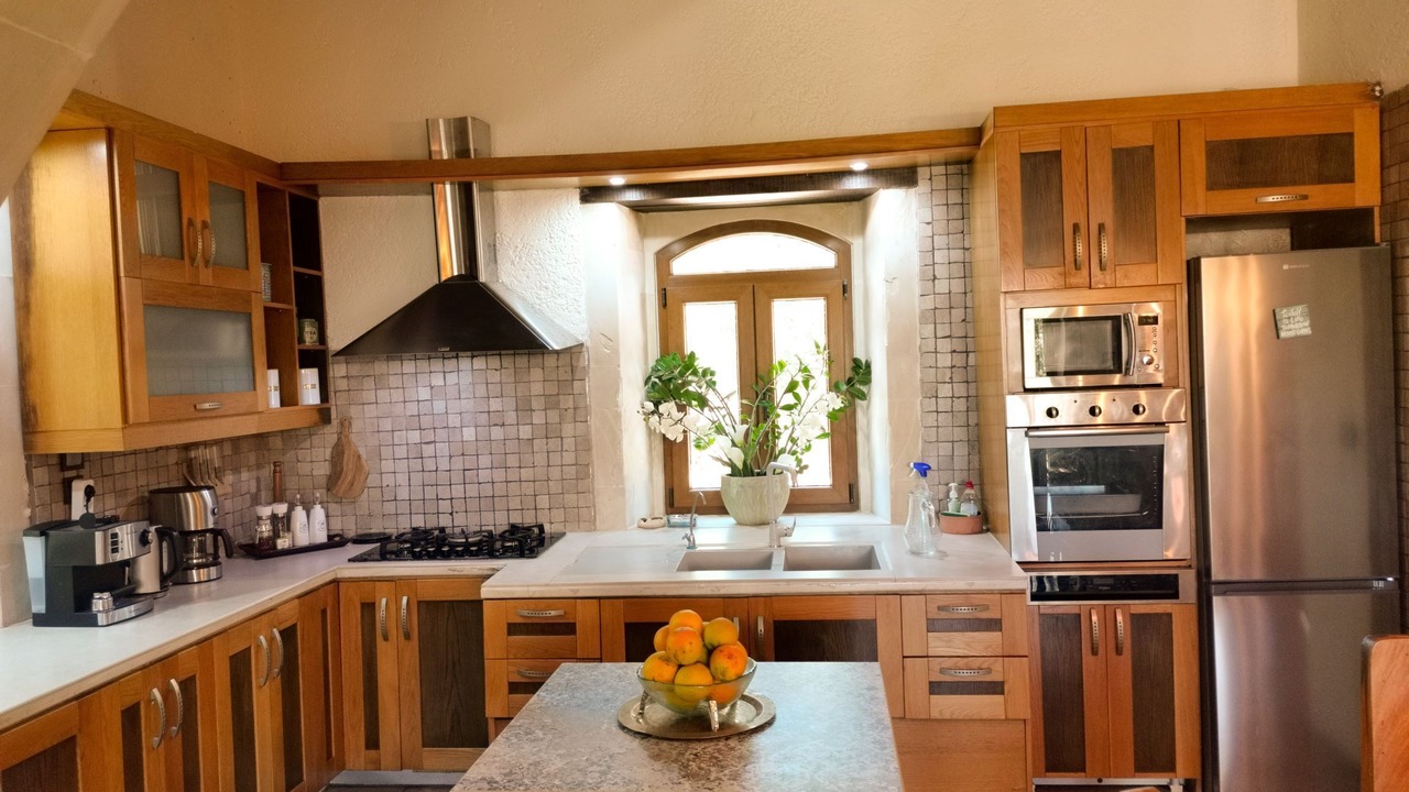 Photo of Kitchen in Armenoi