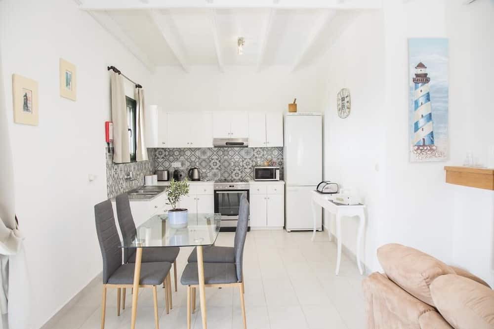 Photo of Kitchen in Petaleia