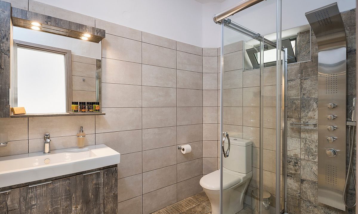 Photo of Bathroom in Ayios Pandeleimon