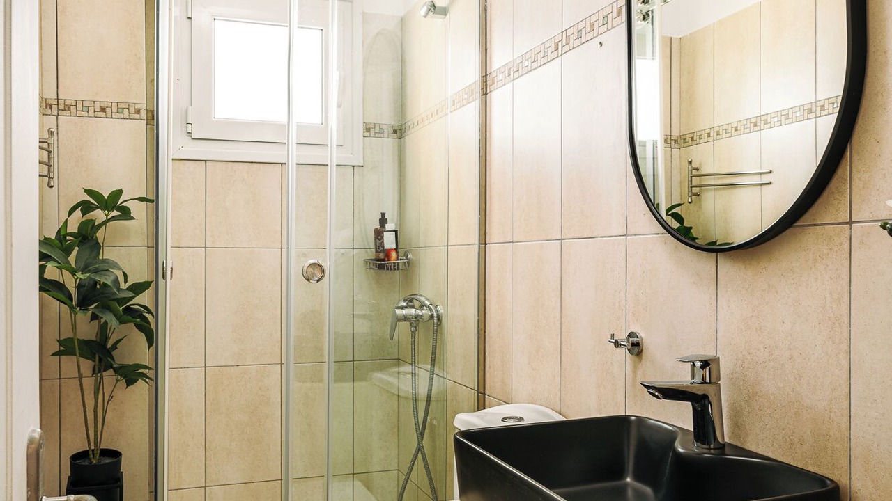 Photo of Bathroom in Ipsos
