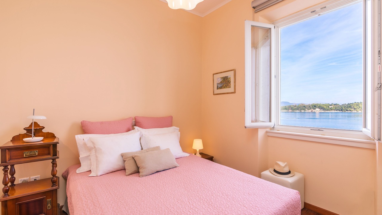 Photo of Bedroom in Old Town