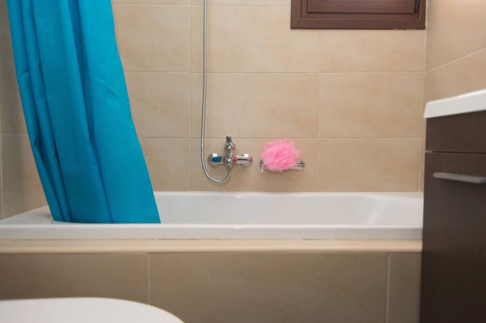 Photo of Bathroom in Exopoli