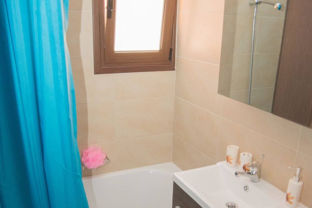 Photo of Bathroom in Exopoli