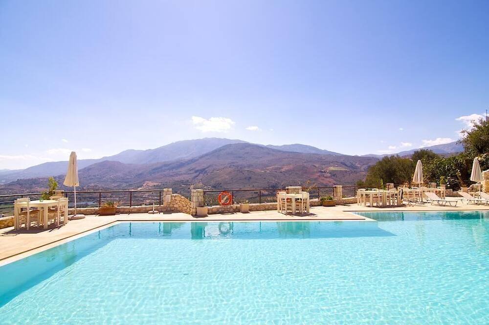 Photo of Outdoor in Exopoli