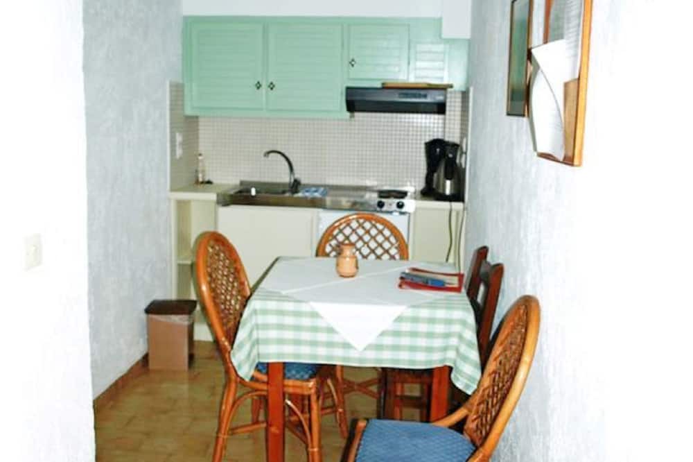 Photo of Bedroom in Mirtos