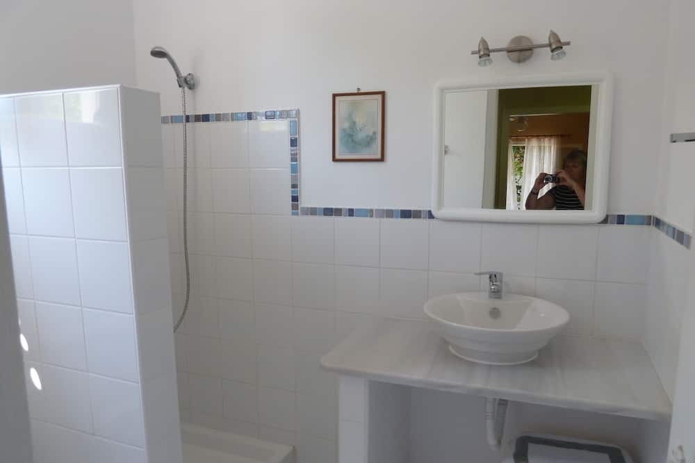 Photo of Bathroom in Moraitika