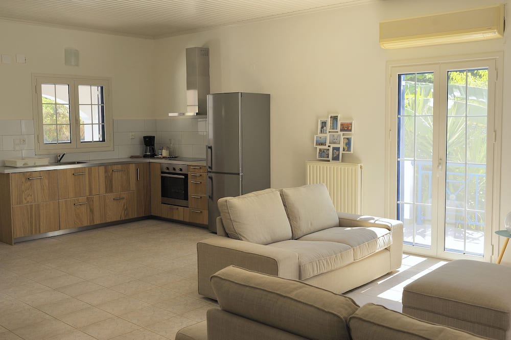 Photo of Bedroom in Gialova