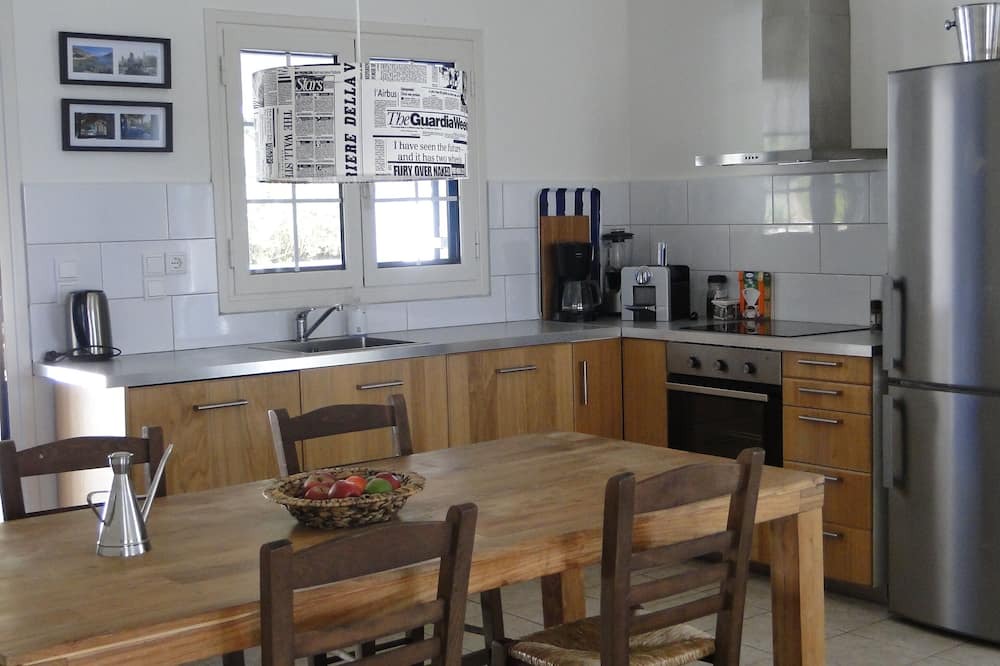 Photo of Kitchen in Gialova