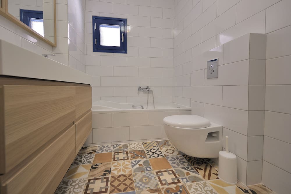 Photo of Bathroom in Gialova