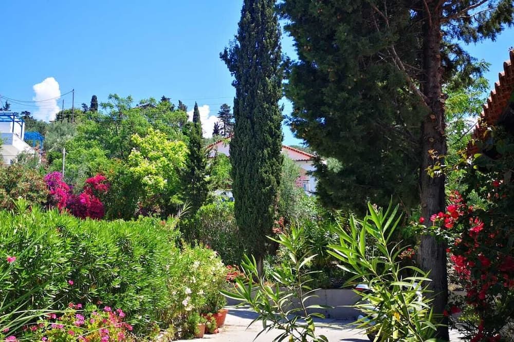 Photo of Outdoor in Gialova