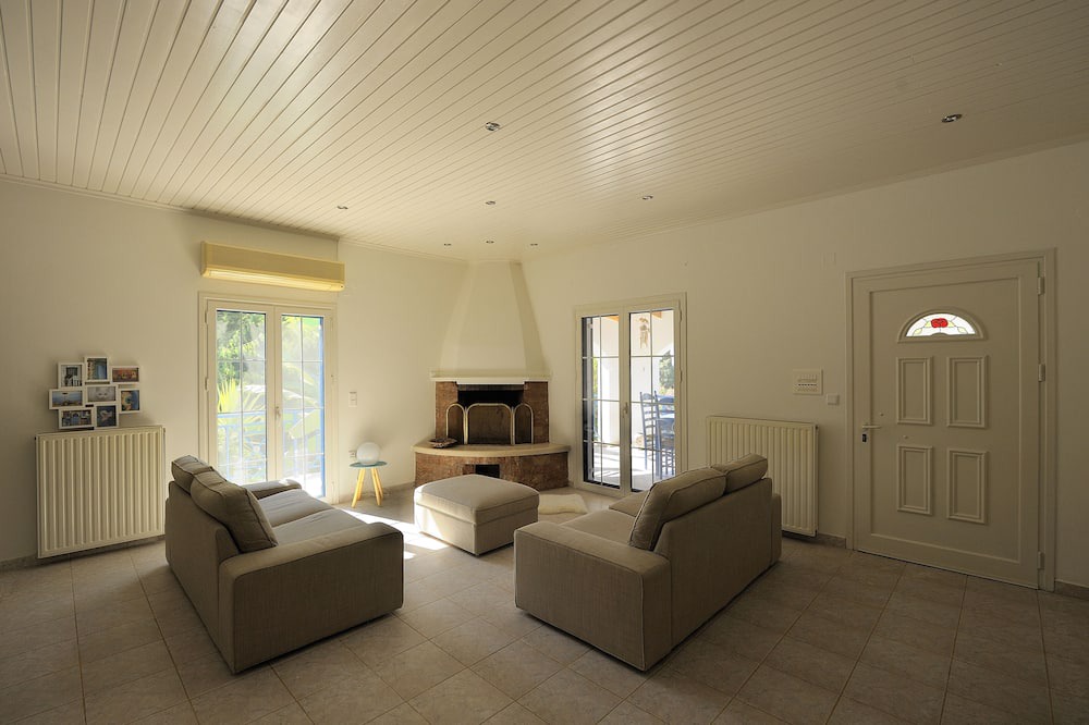 Photo of Bedroom in Gialova