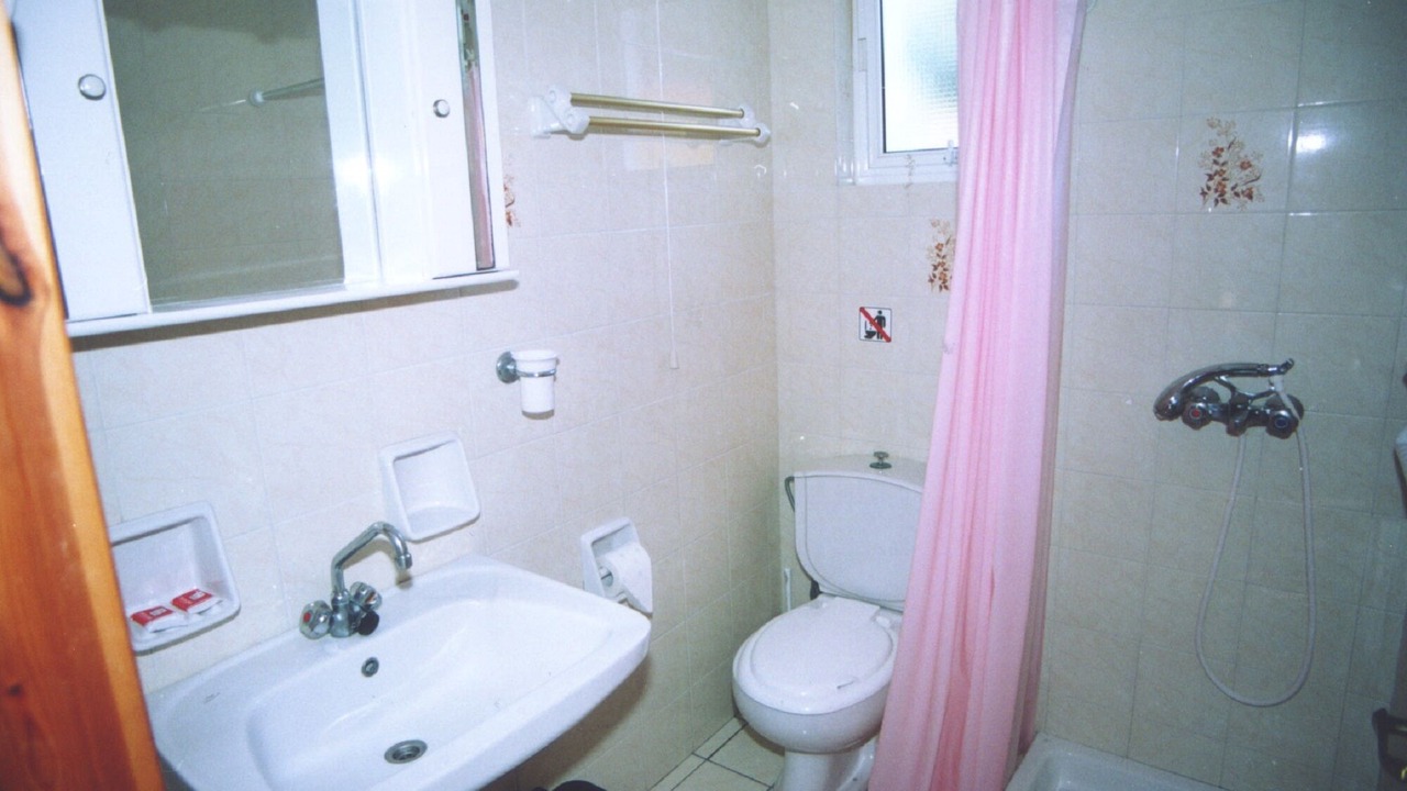 Photo of Bathroom in Leivathos