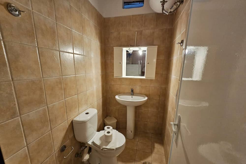Photo of Bathroom in Parelia