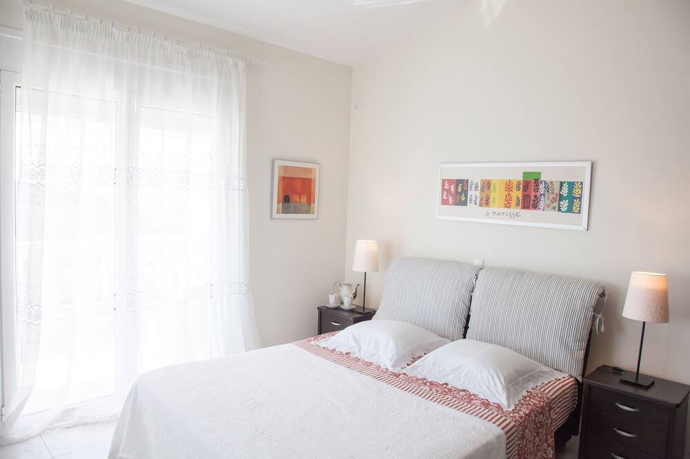 Photo of Bedroom in Saronikos
