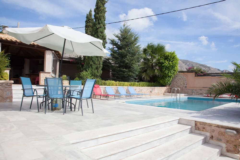 Photo of Outdoor in Saronikos