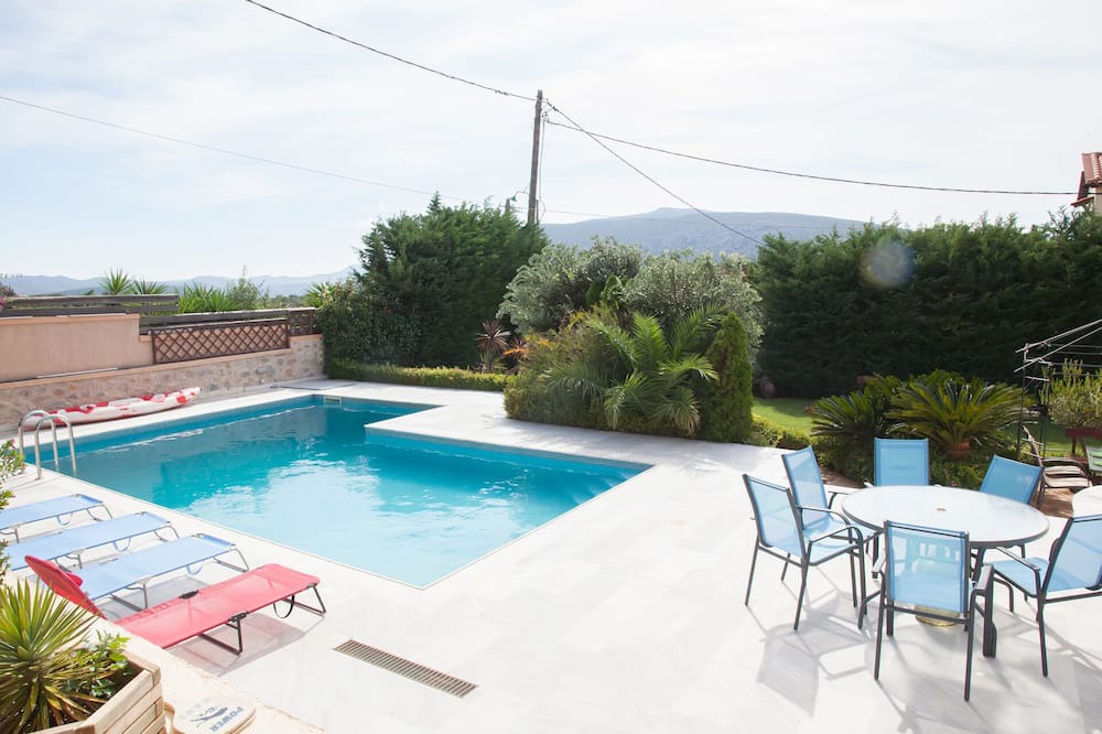 Photo of Outdoor in Saronikos