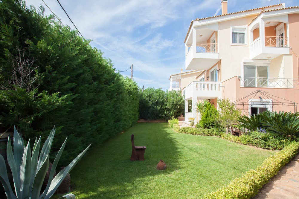 Photo of Outdoor in Saronikos