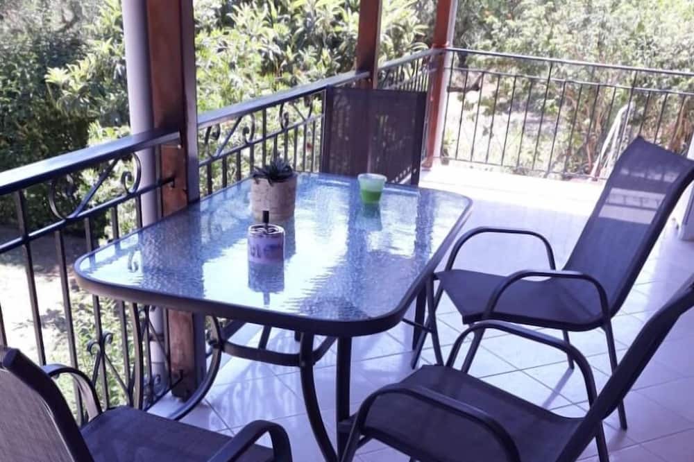Photo of Patio Balcony in Alonia