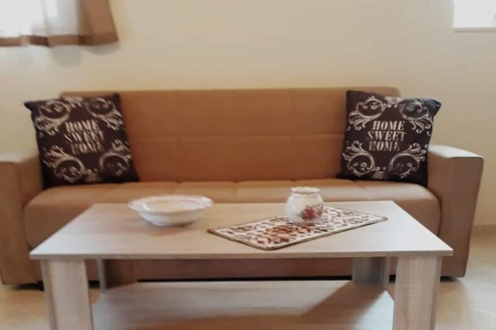 Photo of Livingroom in Alonia