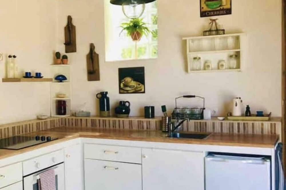 Photo of Kitchen in Makhairoi