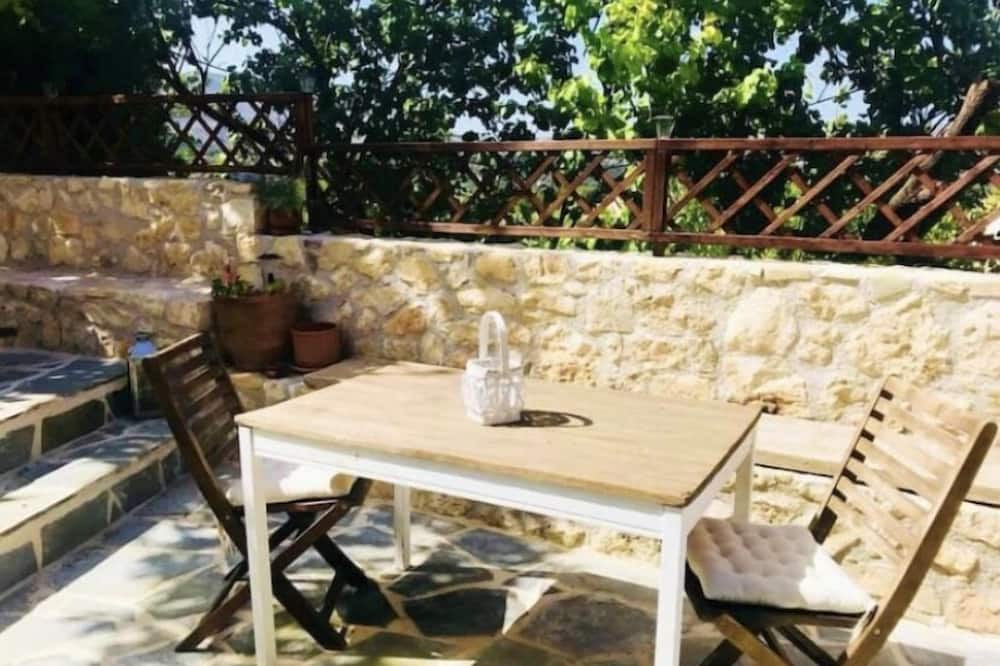 Photo of Outdoor in Makhairoi