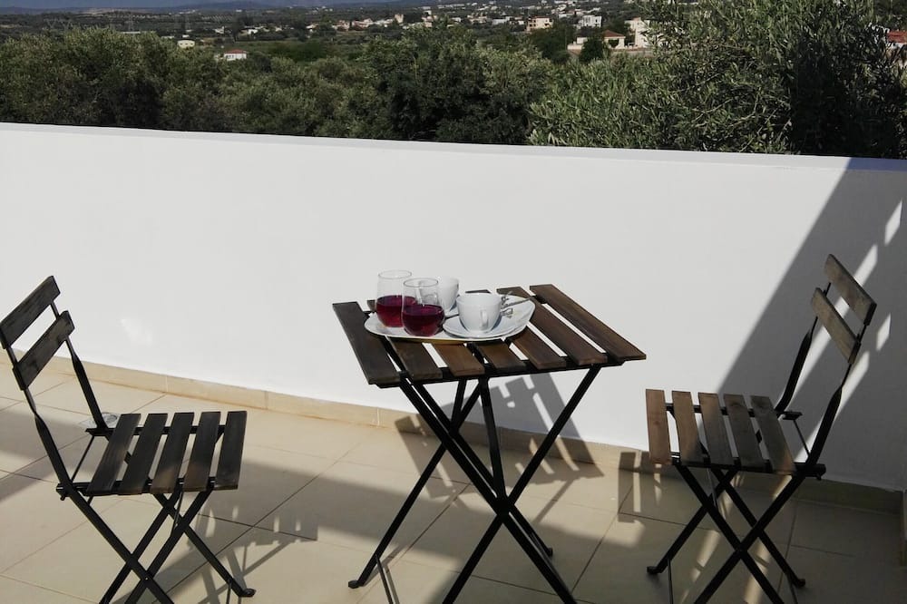Photo of Patio Balcony in Adele