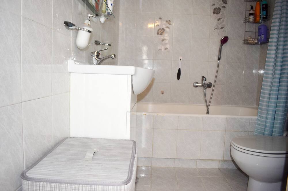 Photo of Bathroom in Gerani