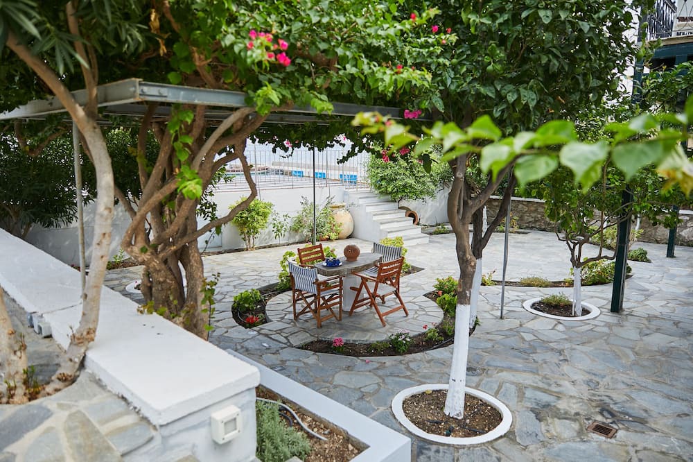 Photo of Outdoor in Vrontados