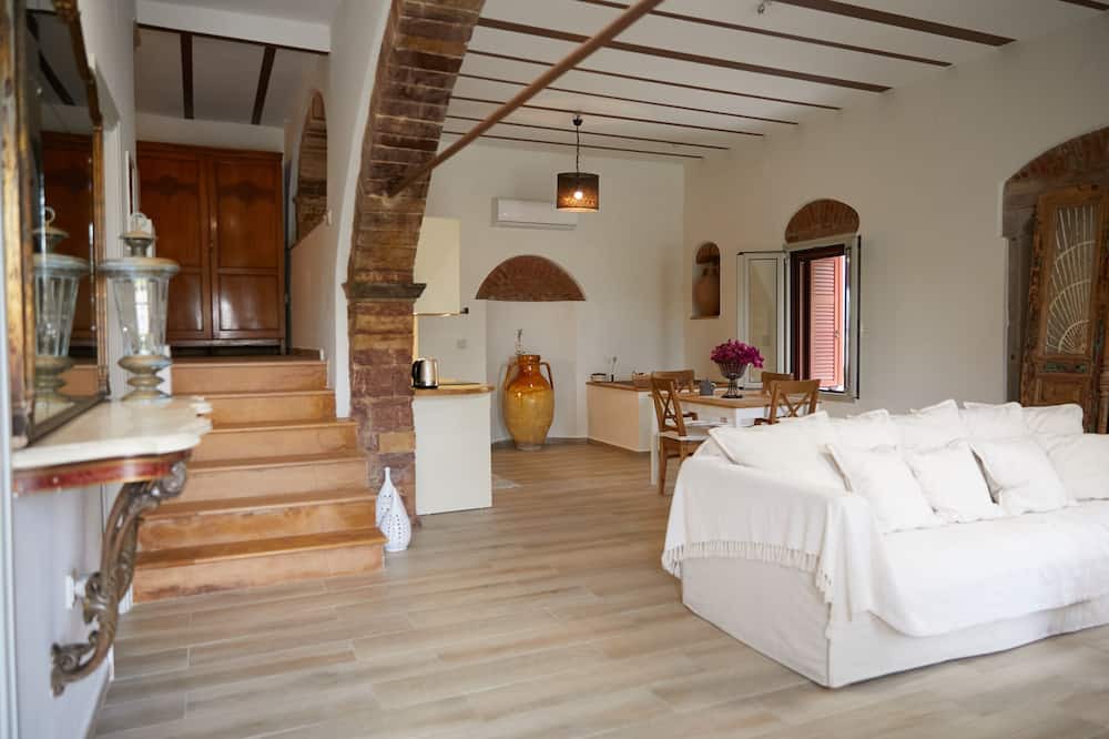 Photo of Livingroom in Vrontados