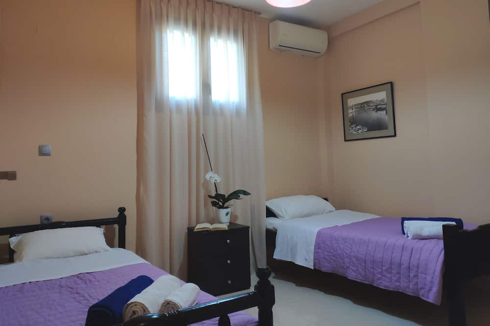 Photo of Bedroom in Adele