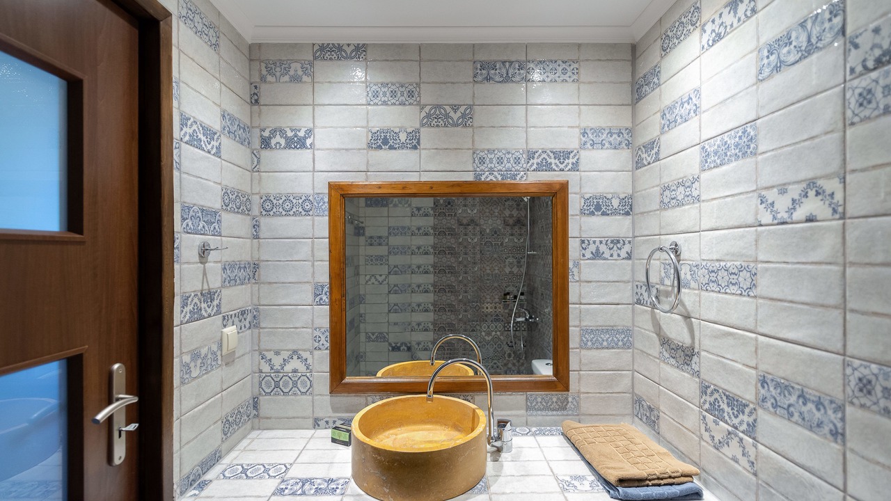 Photo of Bathroom in Kerameies