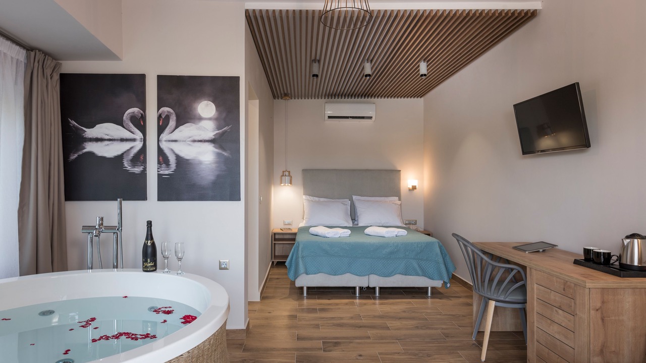 Photo of Bedroom in Makrys Tichos
