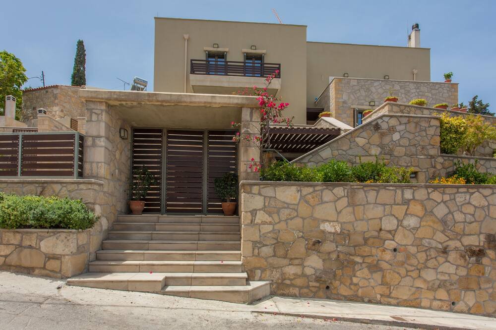 Photo of Outdoor in Drapanias