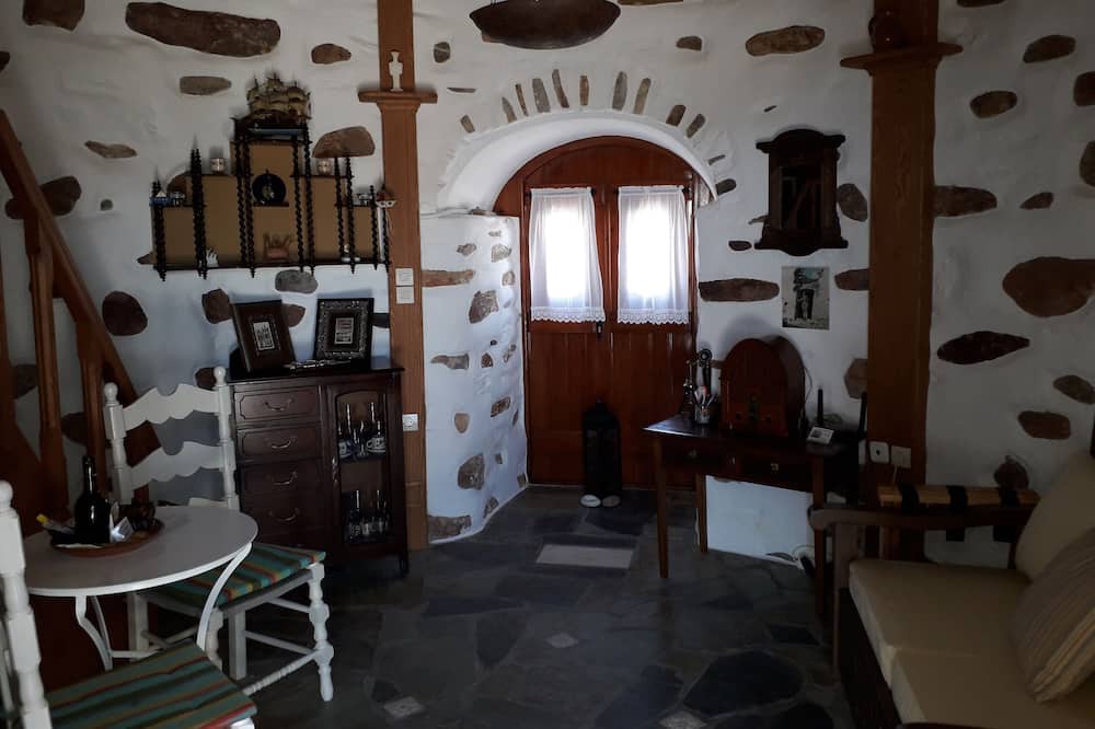 Photo of Livingroom in Lefkes
