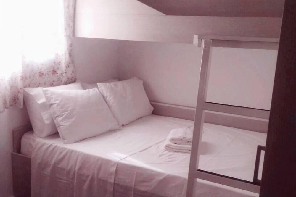 Photo of Bedroom in Kiotari