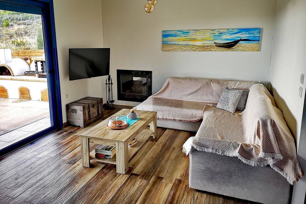 Photo of Livingroom in Kiotari