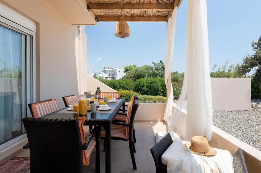 Photo of Patio Balcony in Gennadi