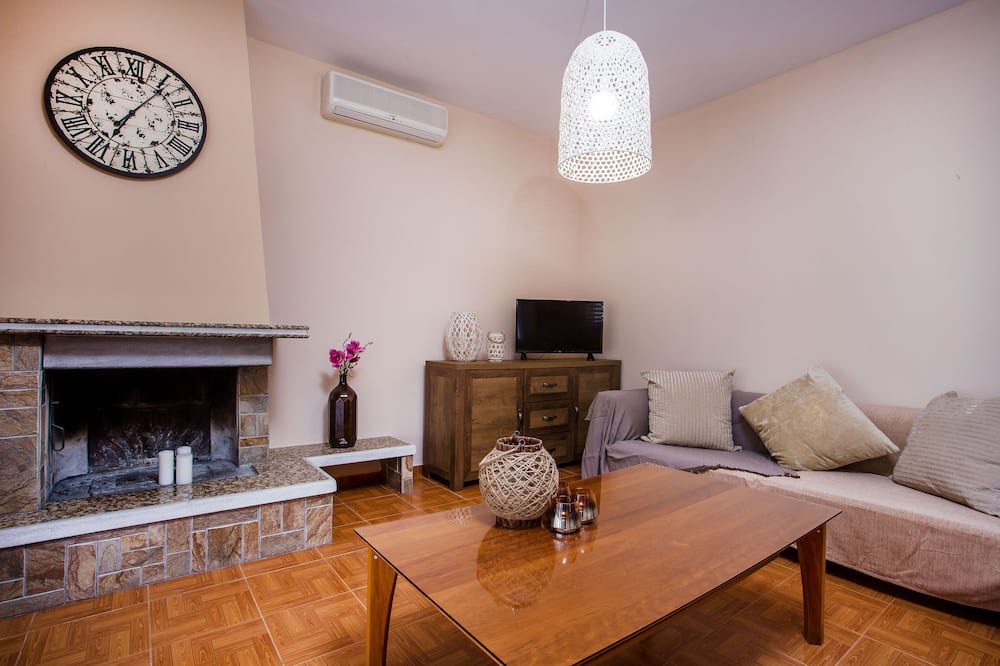Photo of Livingroom in Kalathos